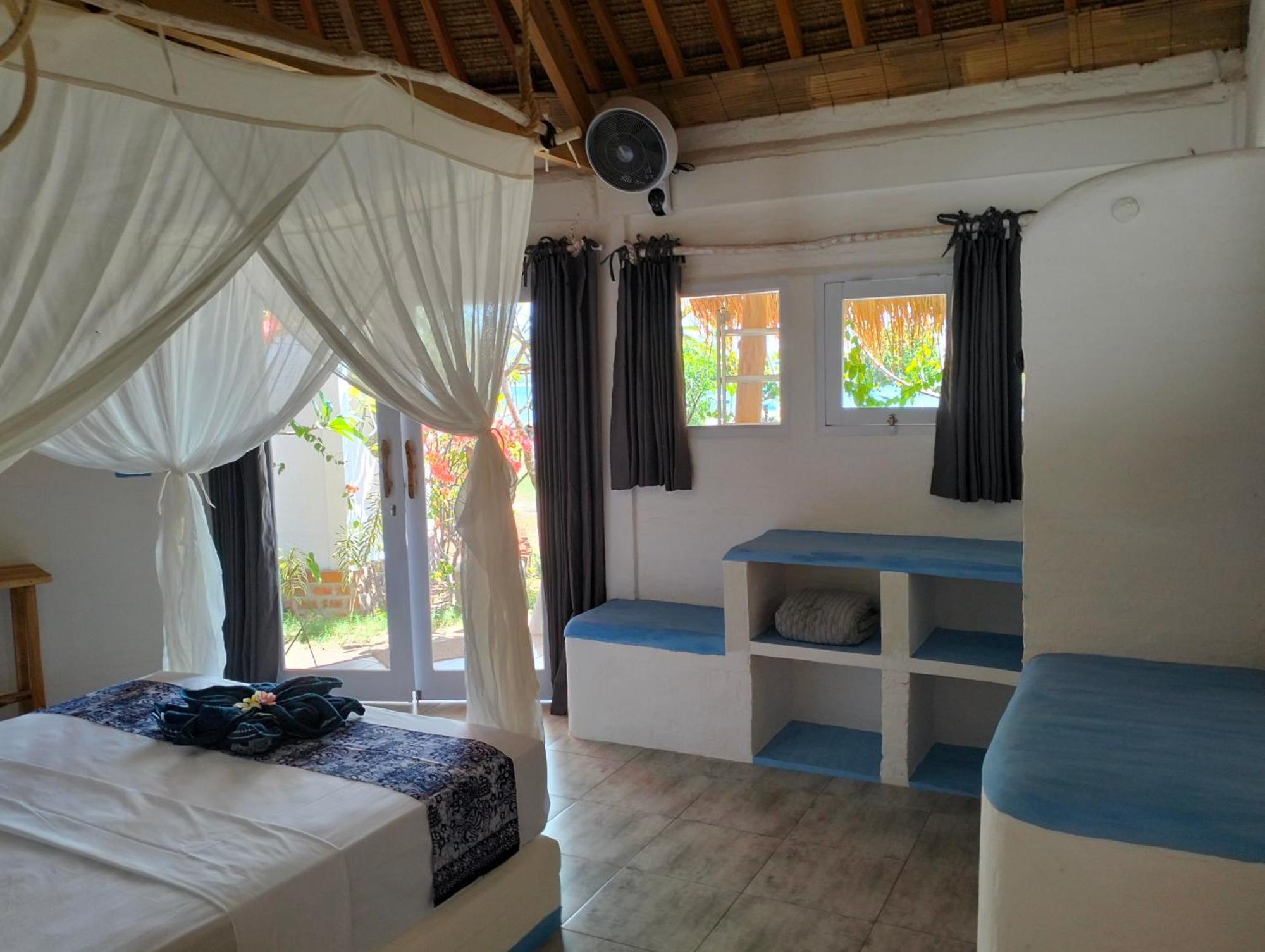 Shaya Cottage Sekotong Exterior photo